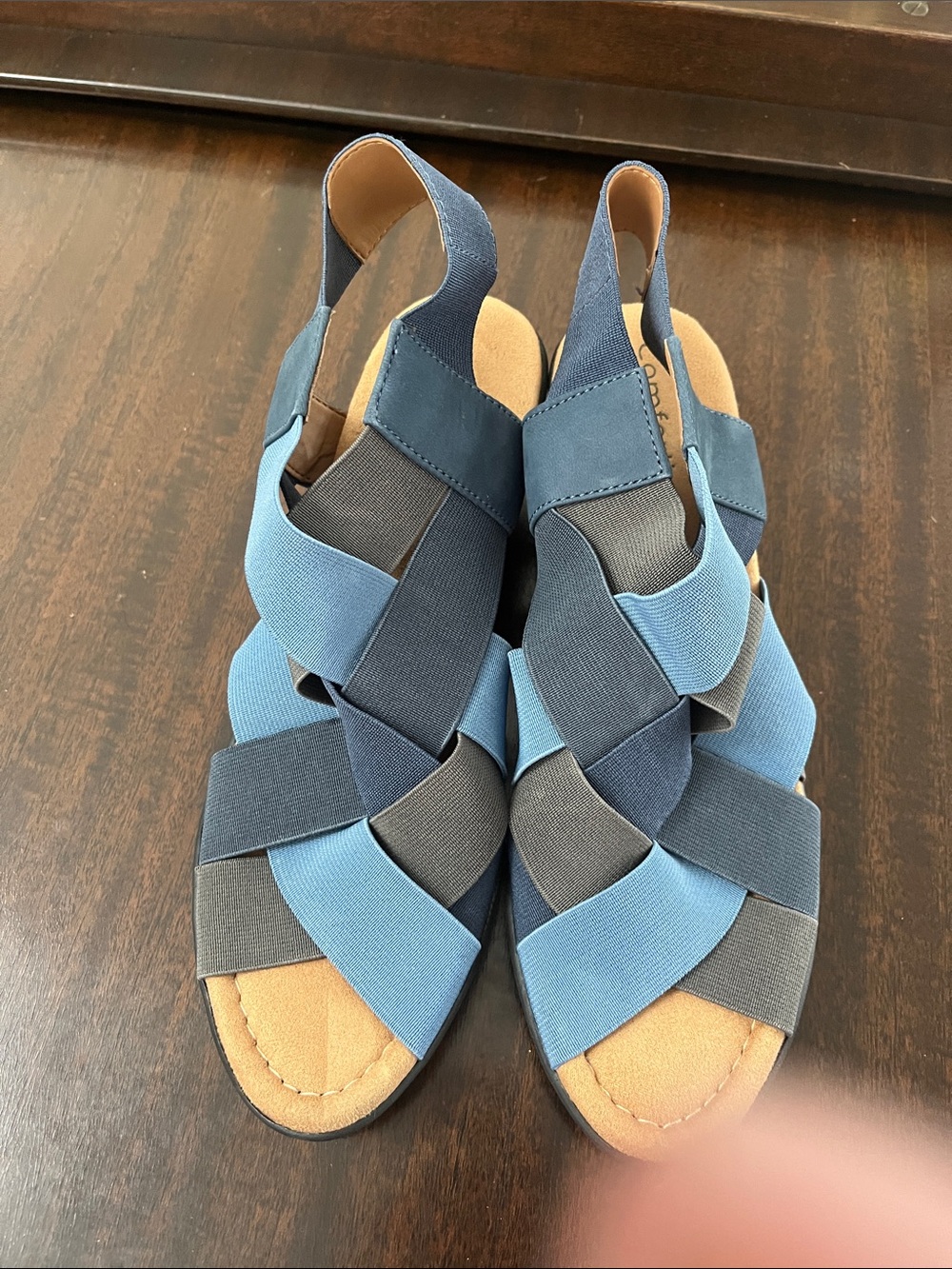 Comfortiva Two-Tone Blue Elastic Woven Slingback Sandals